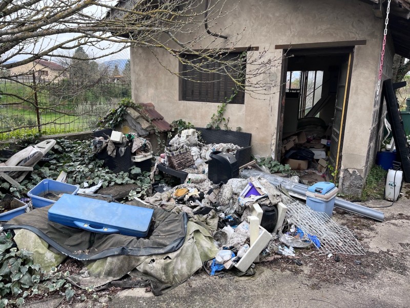 Service de débarras et de vide maison très sale et très encombré et non entretenue à Marignane